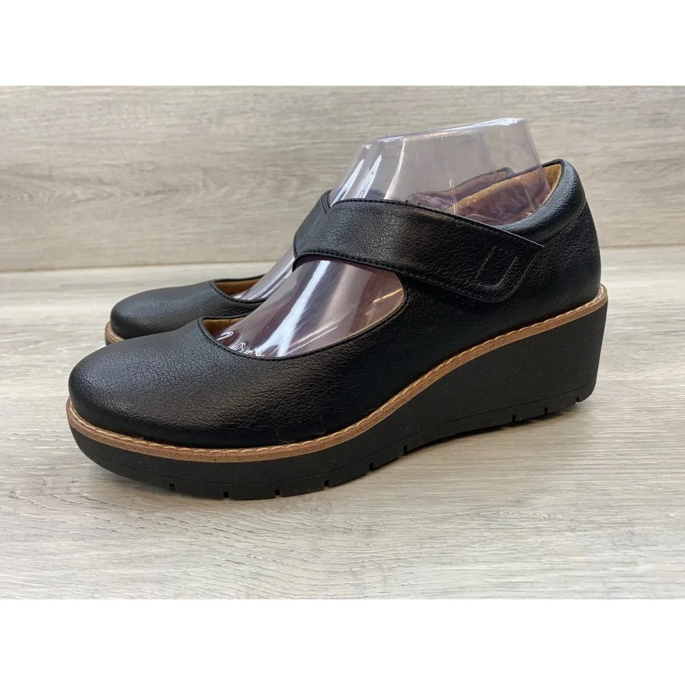 EuroSoft Franlee Women's Black Wedge Mary Jane Pumps 8.5 Casual Comfort Shoes
